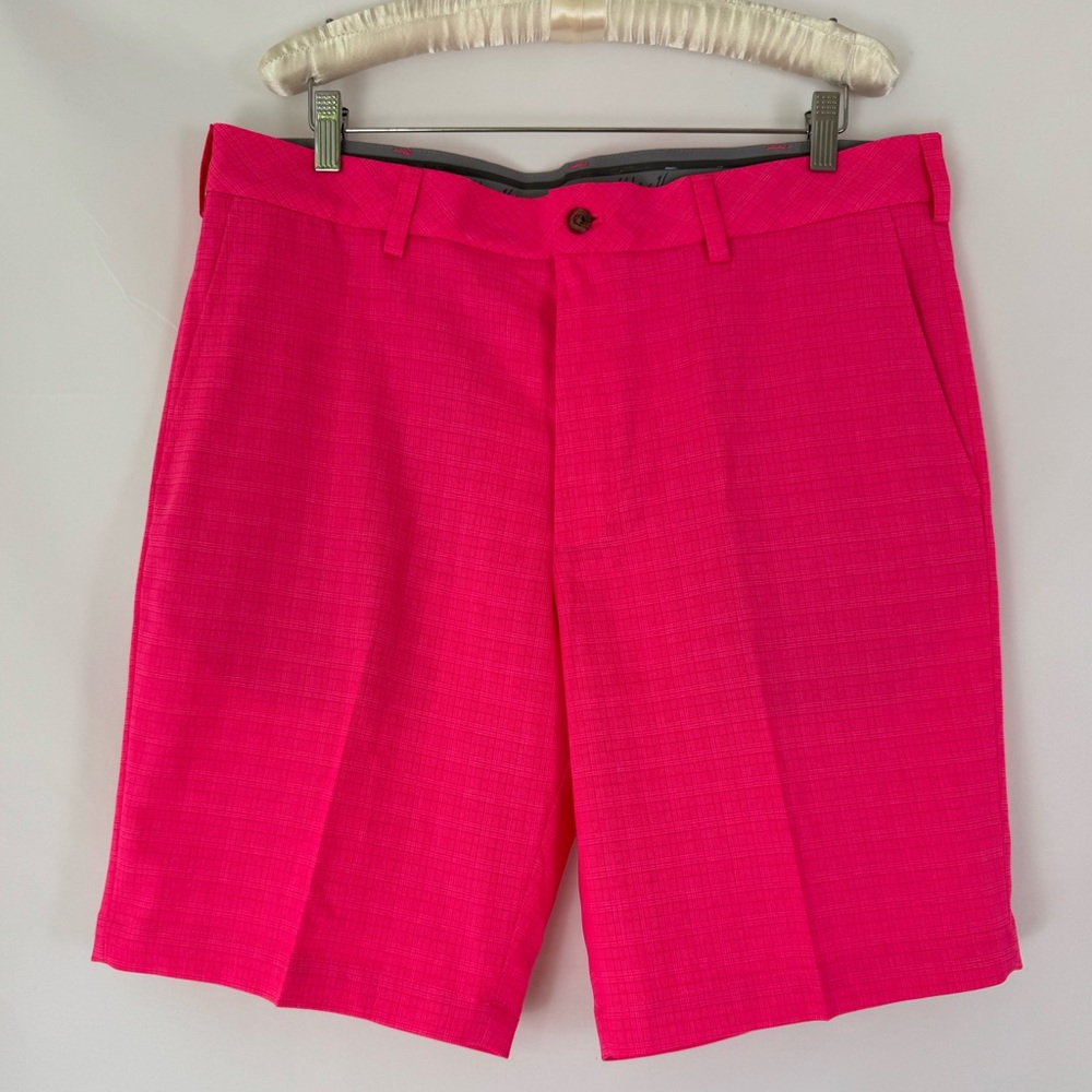 Walter Hagen Pink Golf Shorts Size 36